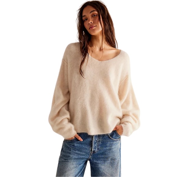 Free People Sweaters - Free People Cashmere Easton Luxe V-Neck Sweater Size Medium NEW